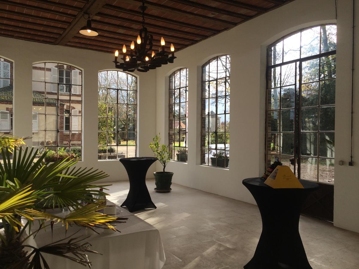 Chateau De Montabert Montaulin ภายนอก รูปภาพ