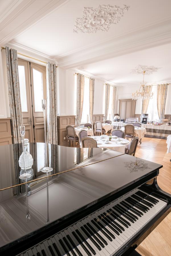 Chateau De Montabert Montaulin ภายนอก รูปภาพ