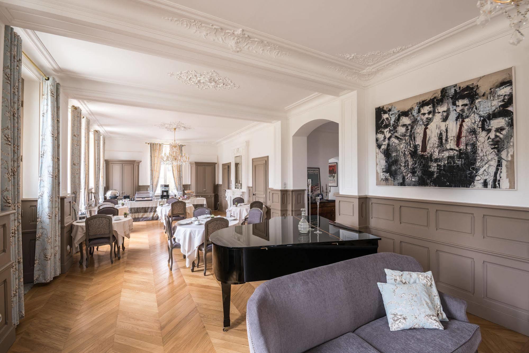 Chateau De Montabert Montaulin ภายนอก รูปภาพ
